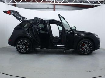 AUDI Q5 2.0 TFSI 45 Edition 1 SUV 5dr Petrol S Tronic quattro Euro 6 (s/