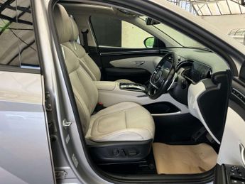 HYUNDAI TUCSON 1.6 Tucson Ultimate TGDi HEV Auto 5dr