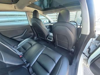 TESLA MODEL 3 Model 3 RWD 4dr