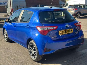 TOYOTA YARIS 1.5 Yaris Icon Tech VVT-i HEV CVT 5dr