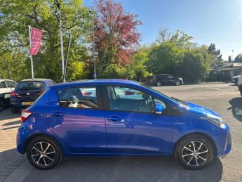 TOYOTA YARIS 1.5 Yaris Icon Tech VVT-i HEV CVT 5dr