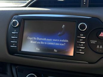 TOYOTA YARIS 1.5 Yaris Icon Tech VVT-i HEV CVT 5dr