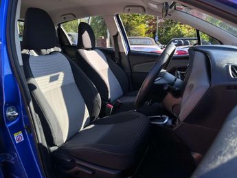 TOYOTA YARIS 1.5 Yaris Icon Tech VVT-i HEV CVT 5dr