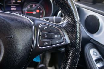 MERCEDES-BENZ C-CLASS 1.6 C200 D Sport Auto 4dr