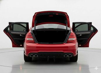 MERCEDES-BENZ C-CLASS 2.1 C220 AMG Sport+ CDi BlueEfficiency Auto 4dr