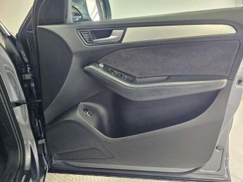 AUDI Q5 2.0 Q5 S Line+ TDI Quattro 4WD 5dr