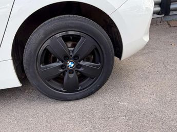 BMW 1 SERIES 1.5 116D SE Auto 5dr