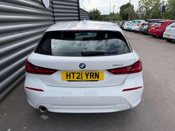 BMW 1 SERIES 1.5 116D SE Auto 5dr