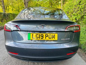TESLA MODEL 3 Model 3 Performance AWD 4WD 4dr