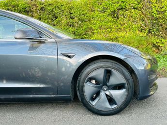 TESLA MODEL 3 Model 3 Performance AWD 4WD 4dr