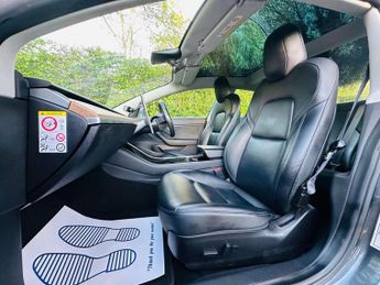 TESLA MODEL 3 Model 3 Performance AWD 4WD 4dr