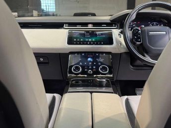 LAND ROVER RANGE ROVER VELAR 2.0 Range Rover Velar R-Dynamic SE D180 Auto 4WD 5dr
