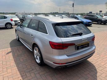 Audi A4 2.0 A4 S Line TDI Semi-Auto 5dr
