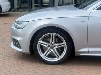 Audi A4 2.0 A4 S Line TDI Semi-Auto 5dr