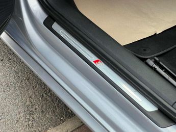 Audi A4 2.0 A4 S Line TDI Semi-Auto 5dr
