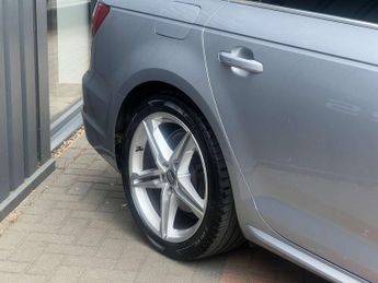 Audi A4 2.0 A4 S Line TDI Semi-Auto 5dr