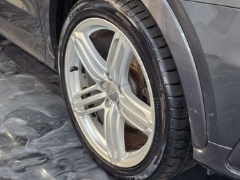 Audi Q3 2.0 TDI S line Plus SUV 5dr Diesel S Tronic quattro Euro 5 (s/s)