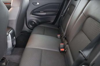 Nissan Juke 1.0 DIG-T N-Connecta SUV 5dr Petrol DCT Auto Euro 6 (s/s) (114 p