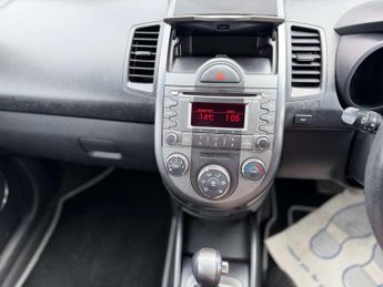 Kia Soul 1.6 CRDi Tempest SUV 5dr Diesel Auto Euro 4 (126 bhp)