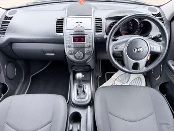 Kia Soul 1.6 CRDi Tempest SUV 5dr Diesel Auto Euro 4 (126 bhp)