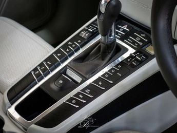 PORSCHE MACAN 3.0 Macan S D Semi-Auto 4WD 5dr