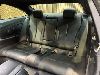 BMW 4 SERIES 2.0 420d M Sport Auto 2dr