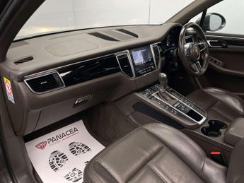 PORSCHE MACAN 3.0 Macan S Semi-Auto 4WD 5dr