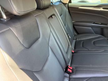 FORD MONDEO 1.5 Mondeo Titanium Auto 5dr