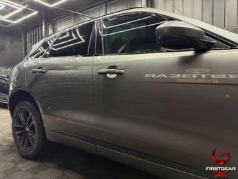 Jaguar F-PACE 2.0 D180 R-Sport SUV 5dr Diesel Auto AWD Euro 6 (s/s) (180 ps)