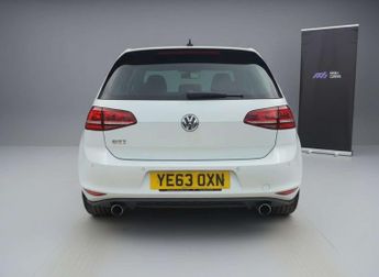 Volkswagen Golf 2.0 Golf GTi Semi-Auto 5dr