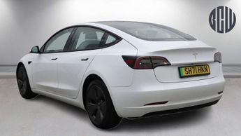 TESLA MODEL 3 Model 3 Standard Range + 4dr