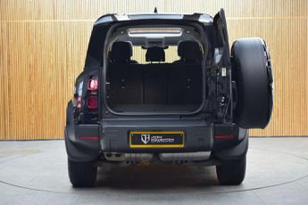 Land Rover DEFENDER 3.0 Defender SE D MHEV Auto 4WD 5dr