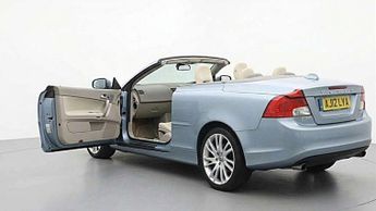 VOLVO C70 2.0 C70 SE Luxury Solstice D4 Auto 2dr