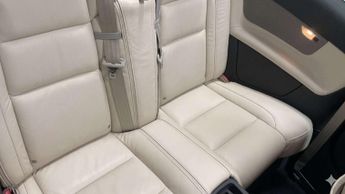 VOLVO C70 2.0 C70 SE Luxury Solstice D4 Auto 2dr