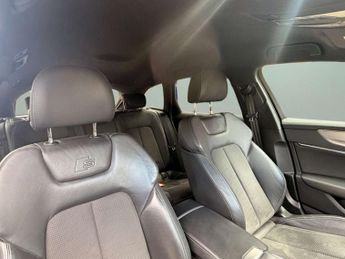 Audi A6 2.0 A6 Black Edition 40 TDI Quattro Semi-Auto 4WD 5dr