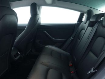 TESLA MODEL 3 Saloon 4dr Electric Auto RWD (241 bhp)