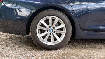 BMW 5 SERIES 2.0 520d SE Auto 4dr