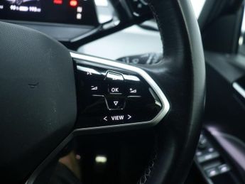 VOLKSWAGEN ID.3 Pro Performance 58kWh Family Hatchback 5dr Electric Auto (204 ps
