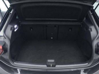 VOLKSWAGEN ID.3 Pro Performance 58kWh Family Hatchback 5dr Electric Auto (204 ps