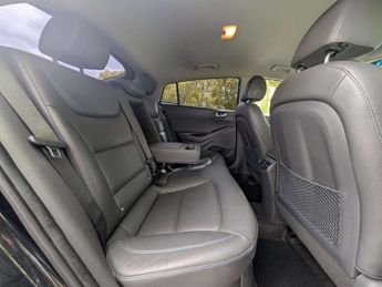 Hyundai IONIQ 1.6 IONIQ Premium SE FHEV Semi-Auto 5dr