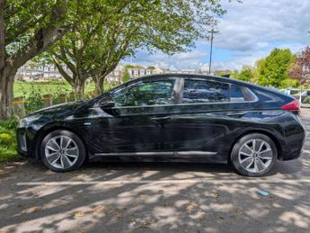 Hyundai IONIQ 1.6 IONIQ Premium SE FHEV Semi-Auto 5dr