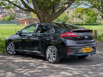 Hyundai IONIQ 1.6 IONIQ Premium SE FHEV Semi-Auto 5dr
