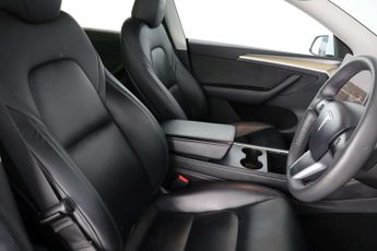 Tesla Model Y (Dual Motor) Long Range SUV 5dr Electric Auto 4WDE (384 bhp)