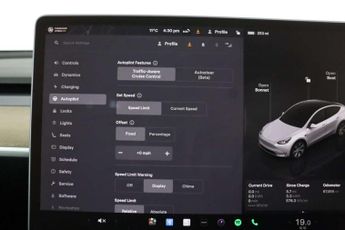 Tesla Model Y (Dual Motor) Long Range SUV 5dr Electric Auto 4WDE (384 bhp)