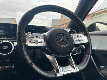Mercedes-Benz A Class 2.0 A35 AMG SpdS DCT 4MATIC Euro 6 (s/s) 5dr