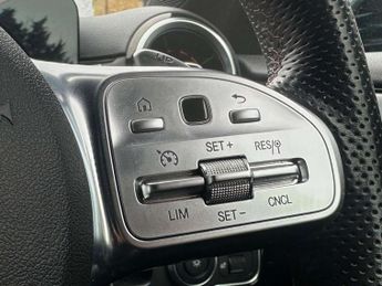 Mercedes-Benz A Class 2.0 A35 AMG SpdS DCT 4MATIC Euro 6 (s/s) 5dr