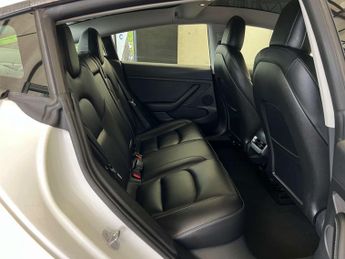 TESLA MODEL 3 Model 3 Long Range AWD 4WD 4dr