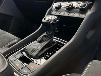 SKODA KODIAQ 2.0 Kodiaq Sportline TDI SCR 4x4 Semi-Auto 4WD 5dr