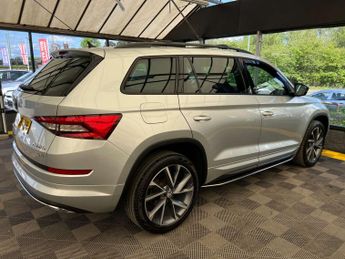 SKODA KODIAQ 2.0 Kodiaq Sportline TDI SCR 4x4 Semi-Auto 4WD 5dr