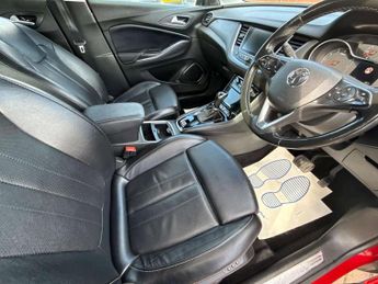 Vauxhall Grandland X 1.2 Turbo Sport Nav Auto Euro 6 (s/s) 5dr